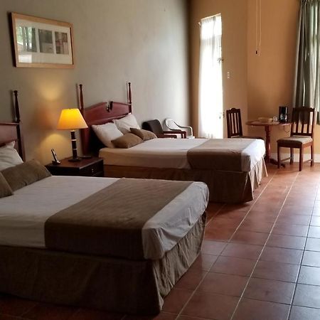 Guest House Villa Mishkan Runaway Bay Εξωτερικό φωτογραφία