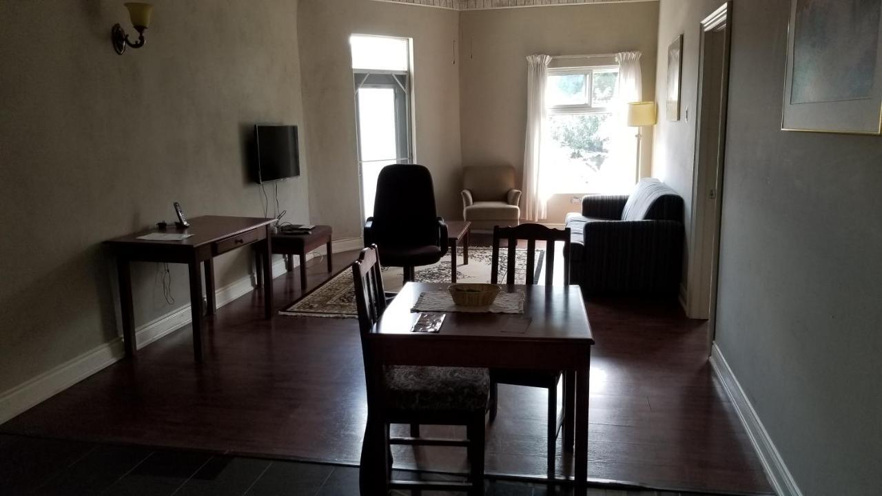 Guest House Villa Mishkan Runaway Bay Εξωτερικό φωτογραφία